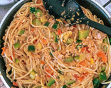 Foto del paso 3 de la receta: Spaghetti con calabacín y atún