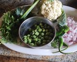 A picture of step 1 of Cauliflower poha.