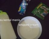 Foto langkah ke 1 dari resep Es krim oreo home made.