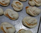 Foto langkah ke 6 dari resep Roti Pasta Ubi Oren Metode Autolysis.