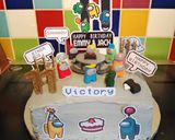 A picture of step 12 of Vickys 'Among Us' Cake Decoration Idea.