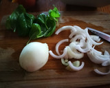 Foto del paso 1 de la receta: Ensalada de tomate con queso curado