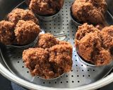 Foto langkah ke 4 dari resep Bolu Kukus Mekar Chocolatos (Tanpa Mixer).