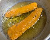 A picture of step 2 of Bhajji or Pakora.