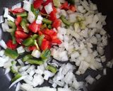 Foto del paso 2 de la receta: Salsa de zuchinni y zanahoria con queso crema