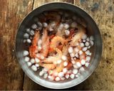 A picture of step 2 of Lucky Shaoxing Drunken Shrimp.