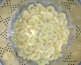 A picture of step 7 of Orange Chicken Macaroni.
