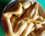 A picture of step 2 of Chakka appam/ steamed jackfruit rice cake.