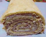 Foto del paso 5 de la receta: Pionono relleno con atún, jamón y queso