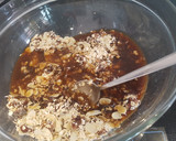Foto del paso 4 de la receta: Galletas flapjack de avena con miel y semillas