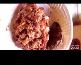 A picture of step 2 of Meatballs sauce.