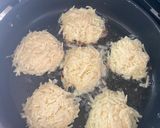 Foto del paso 4 de la receta: Tortitas de papa Hash Brown con queso