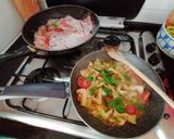 Foto del passaggio 6 della ricetta Scaloppine di vitello ai funghi di bosco 🍄🌳🍁🍂