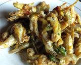 Foto langkah ke 2 dari resep Teri goreng yummy spicy.