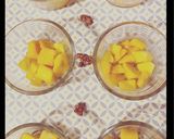 Une image de l'étape 1 de PANNA COTTA croustillante à la mangue et amandes parfumée à la vanille.