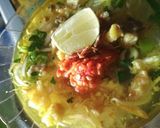 Foto langkah ke 8 dari resep Soto Ayam Kuah Kuning.
