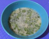 A picture of step 1 of Japanese rolled omelette.