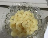 Foto langkah ke 1 dari resep Sup Telur Macaroni MPASI 9M+.