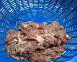 Gambar langkah 1 resipi Mee Goreng Daging.