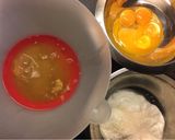 Foto del paso 2 de la receta Bizcocho de yogur de coco con cobertura de chocolate negro 🥥🍫