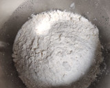 Foto del paso 2 de la receta: Masa de pizza rápida con Thermomix