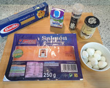 Foto del paso 1 de la receta: Espaguetis con salmón ahumado y huevos de codorniz