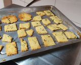 A picture of step 7 of Cheese masala biscuits.