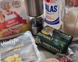 Serpenyőben sült, kolbászkrémes vegán melegszendvics 🌱 recept fázis 1 fotója