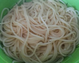 Foto del paso 7 de la receta: Espaguetis con salsa de pimientos asados y soja texturizada