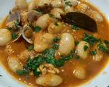 Foto del paso 4 de la receta: Fabes/Judiones con almejas y rape