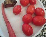 ટોમેટો ગાજર સૂપ (Tomato Carrot Soup Recipe In Gujarati) રેસીપી સ્ટેપ1ફોટો