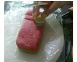 A picture of step 8 of Colour full cookies.
