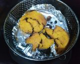A picture of step 11 of Baked Matar Kachori.