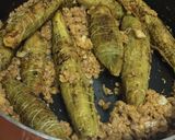 A picture of step 7 of Qeema karela (stuffed bitter gourd).