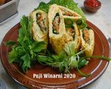 Foto langkah ke 9 dari resep Telur gulung isi sayuran.