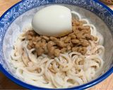 3倍滑溜、胡麻納豆涼拌烏冬的食譜步驟5照片