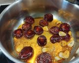 Foto del paso 1 de la receta: Patatas con chorizo