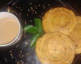 A picture of step 10 of Lacchedar Mathri (currypatte flavour).