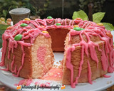 Foto langkah ke 6 dari resep Bolu Nutrijel Strawbery full toping.