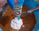 Foto langkah ke 6 dari resep Bolu Kukus Gula Merah.