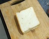 A picture of step 1 of Bread pizza cups.