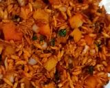 A picture of step 1 of Bhelpuri.