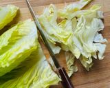 Hình bước làm 1 của món Salad Cá Trích Xông Khói