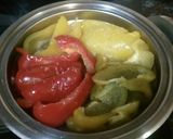 Foto del paso 1 de la receta Pimientos al vapor con ajo, perejil y aceite de oliva