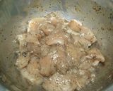 รูปขั้นตอนการทำที่ 1 ของ มาม่าผัดพริกแกงไก่