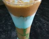 A picture of step 10 of Mango museli ki blue smoothie.