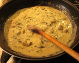 Foto del paso 17 de la receta: Salsa blanca hongueada, espectacular y gorgonzoleada