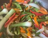 Foto del paso 6 de la receta: Fajitas de pollo y tocino