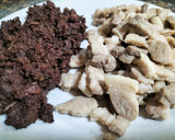Foto del paso 4 de la receta: Coca de panceta y morcilla con masa de pizza casera