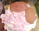 Foto del paso 3 de la receta: Pastel de queso en amarillo, blanco y rosa